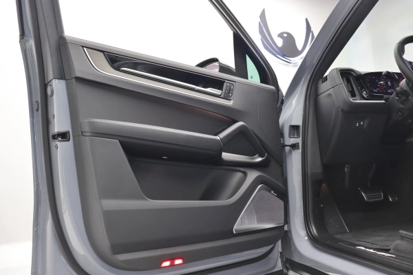 Foto do veiculo PORSCHE CAYENNE TURBO GT