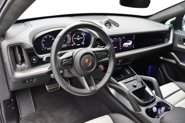 Foto do veiculo PORSCHE CAYENNE TURBO GT