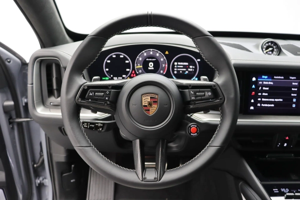 Foto do veiculo PORSCHE CAYENNE TURBO GT