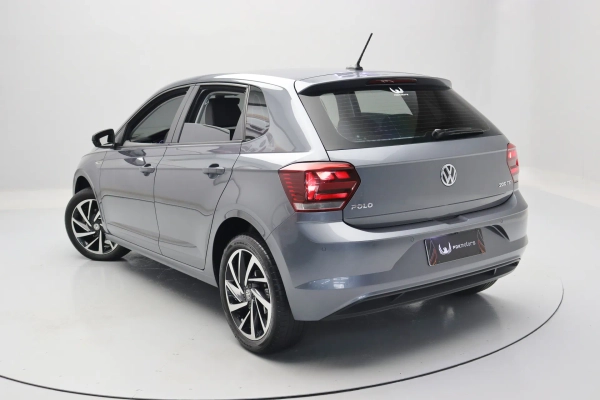 Foto do veiculo VOLKSWAGEN POLO HIGHLINE TSI