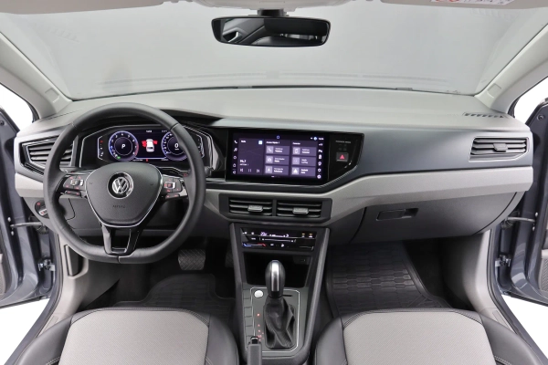 Foto do veiculo VOLKSWAGEN POLO HIGHLINE TSI