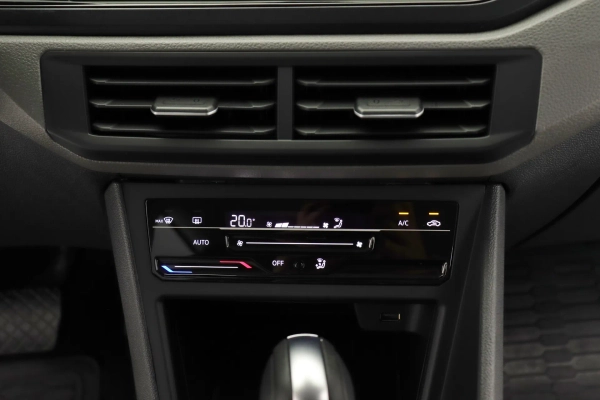 Foto do veiculo VOLKSWAGEN POLO HIGHLINE TSI