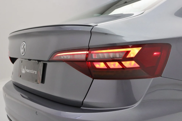 Foto do veiculo VOLKSWAGEN JETTA GLI