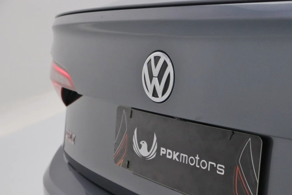 Foto do veiculo VOLKSWAGEN JETTA GLI