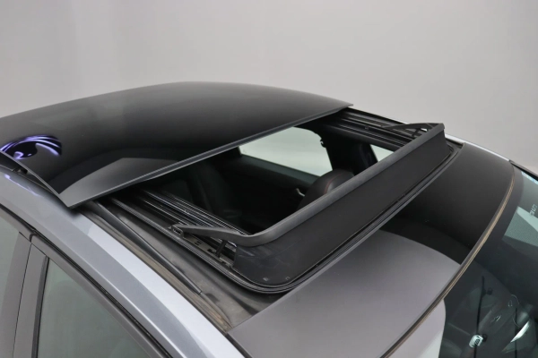 Foto do veiculo VOLKSWAGEN JETTA GLI