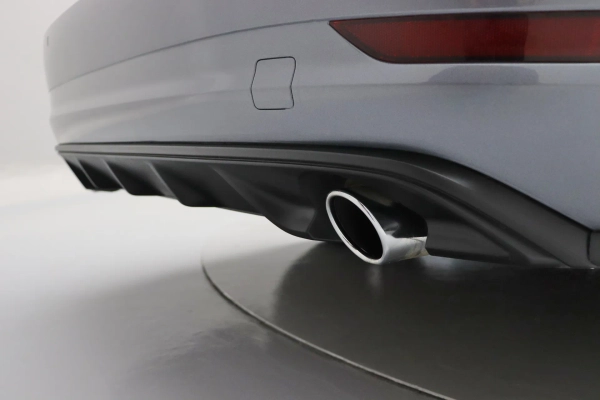 Foto do veiculo VOLKSWAGEN JETTA GLI