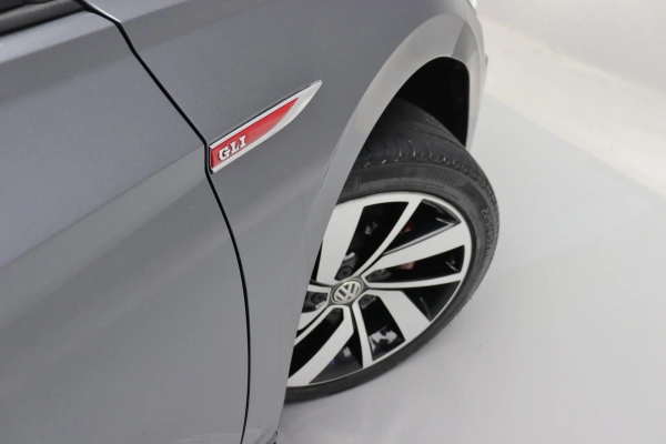 Foto do veiculo VOLKSWAGEN JETTA GLI