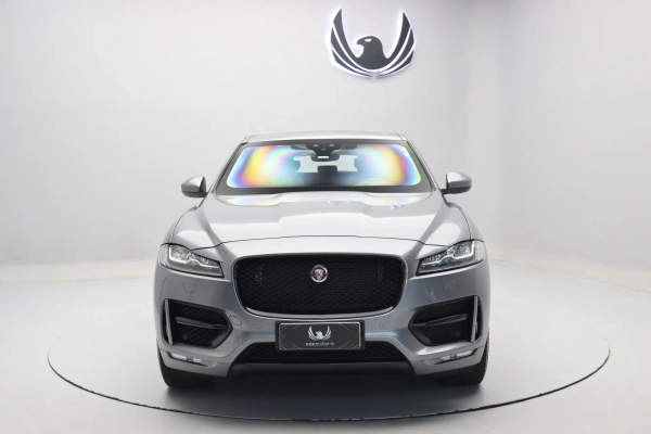 Foto do veiculo JAGUAR F-PACE R-SPORT
