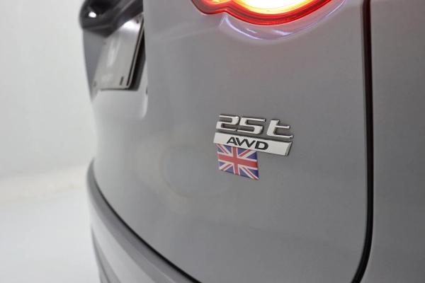 Foto do veiculo JAGUAR F-PACE R-SPORT