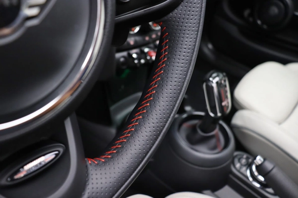 Foto do veiculo MINI COOPER S