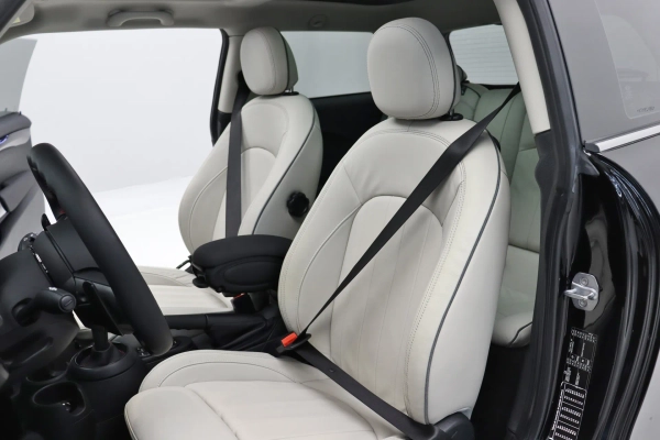 Foto do veiculo MINI COOPER S