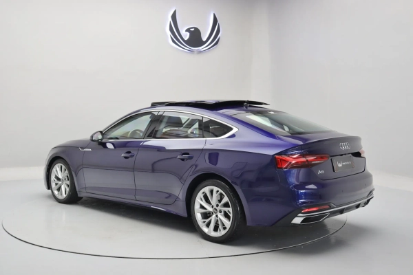 Foto do veiculo AUDI A5 SPORTBACK PRESTIGE PLUS