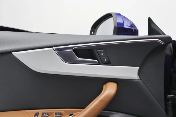 Foto do veiculo AUDI A5 SPORTBACK PRESTIGE PLUS