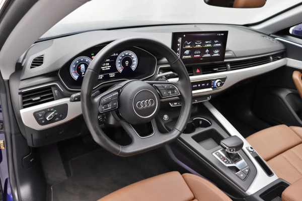 Foto do veiculo AUDI A5 SPORTBACK PRESTIGE PLUS