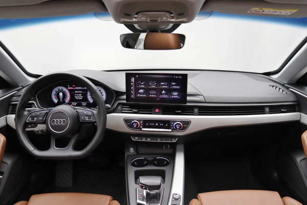 Foto do veiculo AUDI A5 SPORTBACK PRESTIGE PLUS