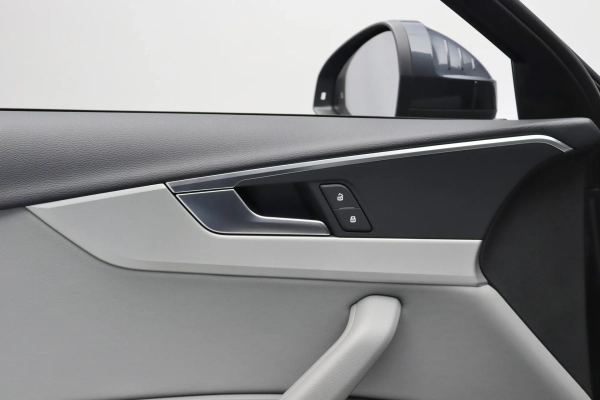 Foto do veiculo AUDI A4 PRESTIGE