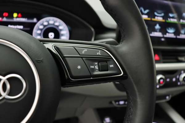 Foto do veiculo AUDI A4 PRESTIGE