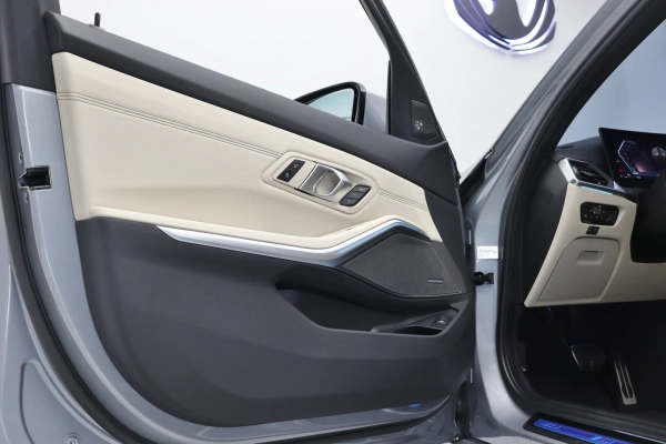 Foto do veiculo BMW 320I M SPORT FLEX