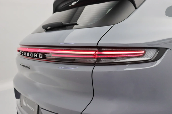 Foto do veiculo PORSCHE CAYENNE S