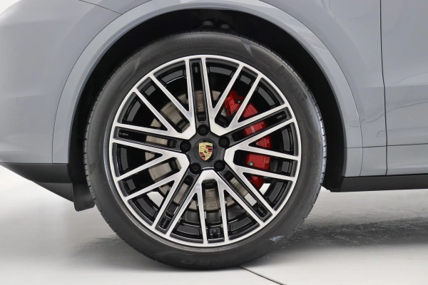 Foto do veiculo PORSCHE CAYENNE S