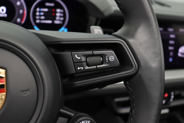 Foto do veiculo PORSCHE CAYENNE S