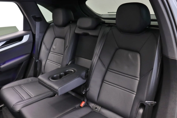 Foto do veiculo PORSCHE CAYENNE S