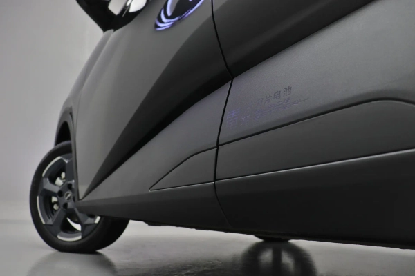 Foto do veiculo BYD DOLPHIN MINI GS