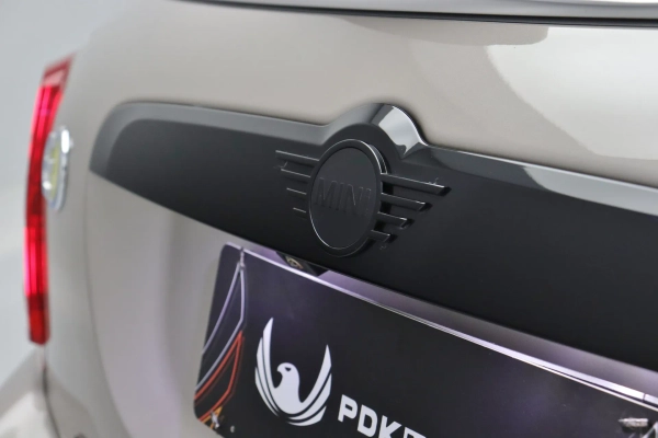 Foto do veiculo MINI COUNTRYMAN S PHEV TOP ALL4