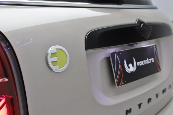 Foto do veiculo MINI COUNTRYMAN S PHEV TOP ALL4