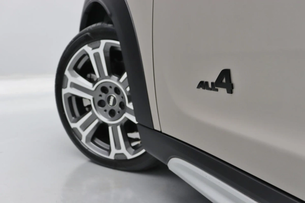 Foto do veiculo MINI COUNTRYMAN S PHEV TOP ALL4