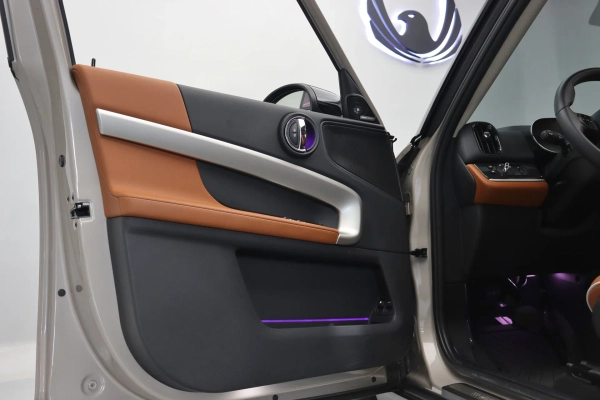 Foto do veiculo MINI COUNTRYMAN S PHEV TOP ALL4