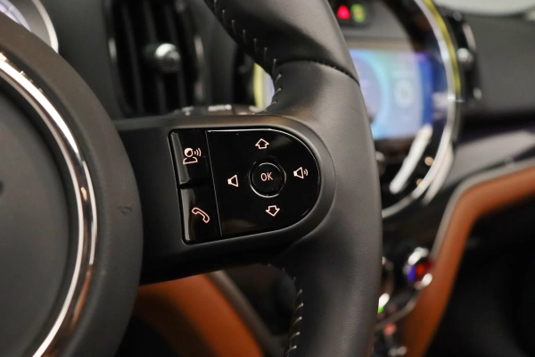 Foto do veiculo MINI COUNTRYMAN S PHEV TOP ALL4