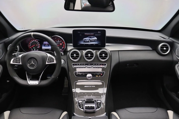 Foto do veiculo MERCEDES-BENZ C 63 AMG S