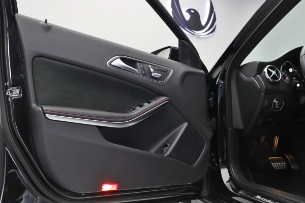 Foto do veiculo MERCEDES-BENZ GLA 250 SPORT