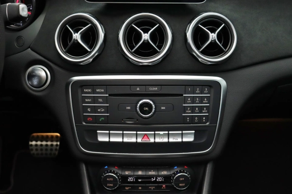 Foto do veiculo MERCEDES-BENZ GLA 250 SPORT