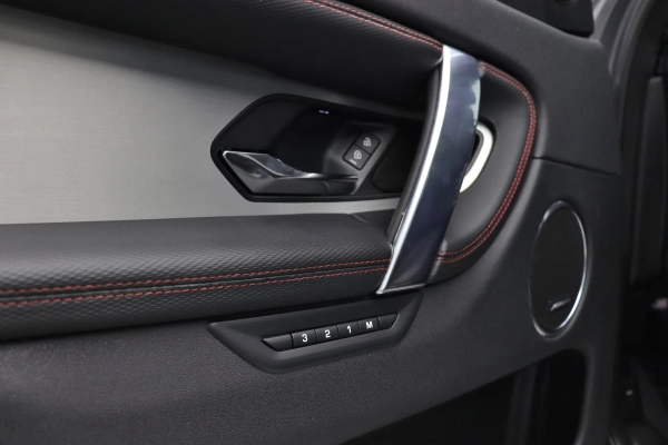 Foto do veiculo LAND ROVER DISCOVERY SPORT P250 SE R-DYNAMIC