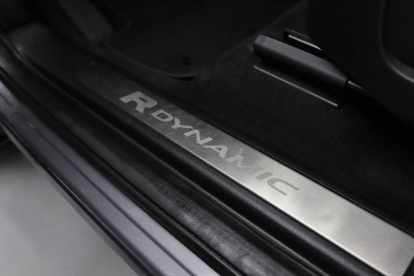 Foto do veiculo LAND ROVER DISCOVERY SPORT P250 SE R-DYNAMIC