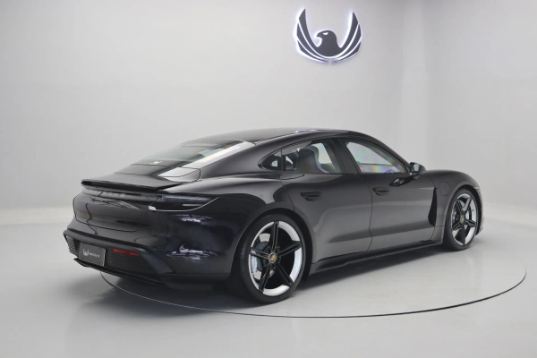 Foto do veiculo PORSCHE TAYCAN 4S