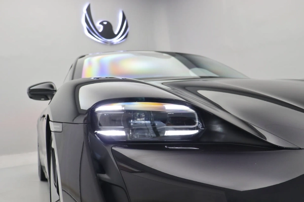 Foto do veiculo PORSCHE TAYCAN 4S