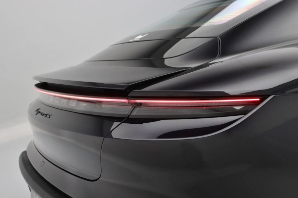 Foto do veiculo PORSCHE TAYCAN 4S