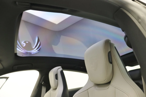 Foto do veiculo PORSCHE TAYCAN 4S