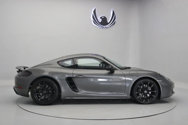 Foto do veiculo PORSCHE 718 CAYMAN