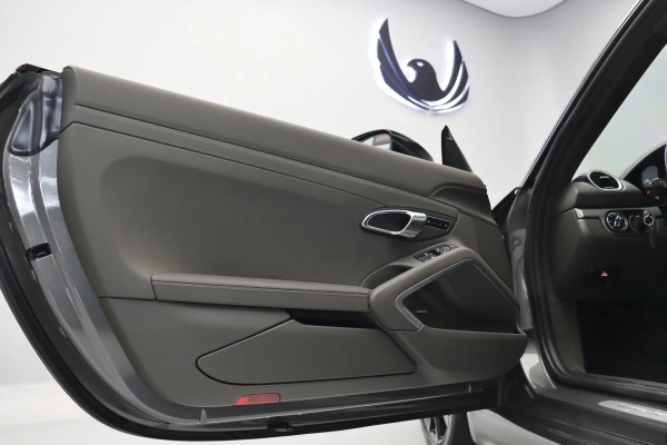 Foto do veiculo PORSCHE 718 CAYMAN