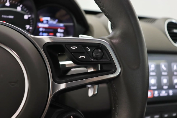 Foto do veiculo PORSCHE 718 CAYMAN