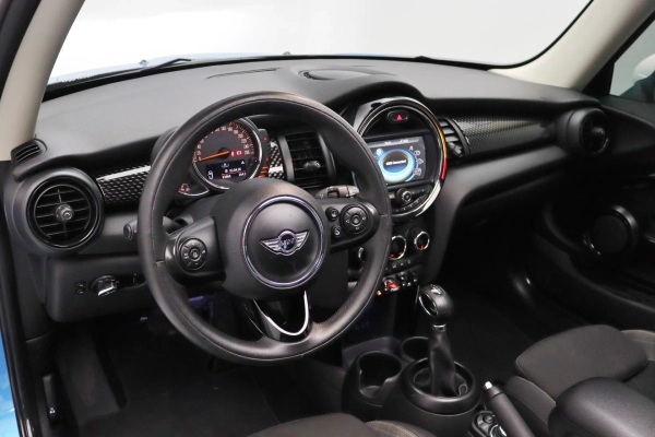 Foto do veiculo MINI COOPER S EXCLUSIVE