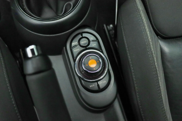 Foto do veiculo MINI COOPER S EXCLUSIVE