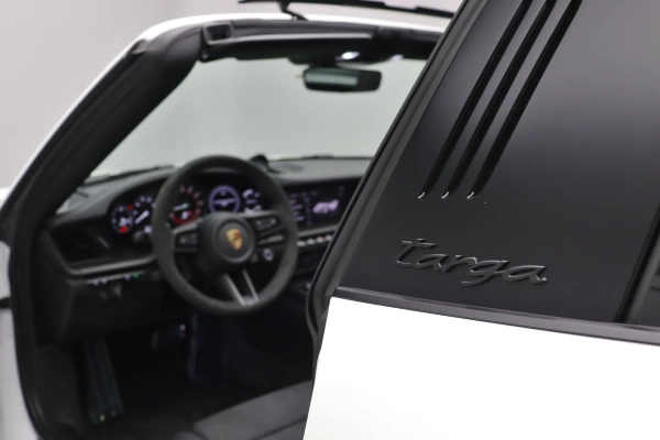 Foto do veiculo PORSCHE 911 TARGA 4GTS