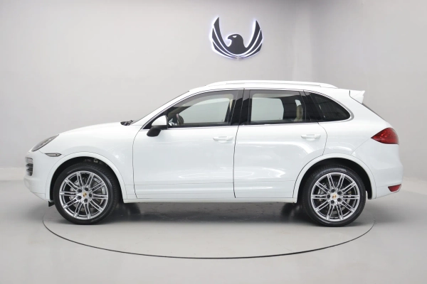 Foto do veiculo PORSCHE CAYENNE S