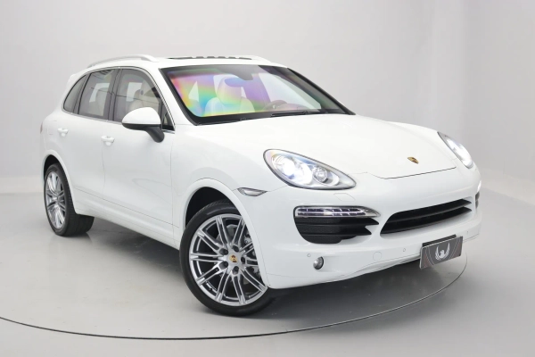 Foto do veiculo PORSCHE CAYENNE S