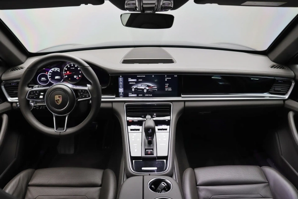 Foto do veiculo PORSCHE PANAMERA 4S